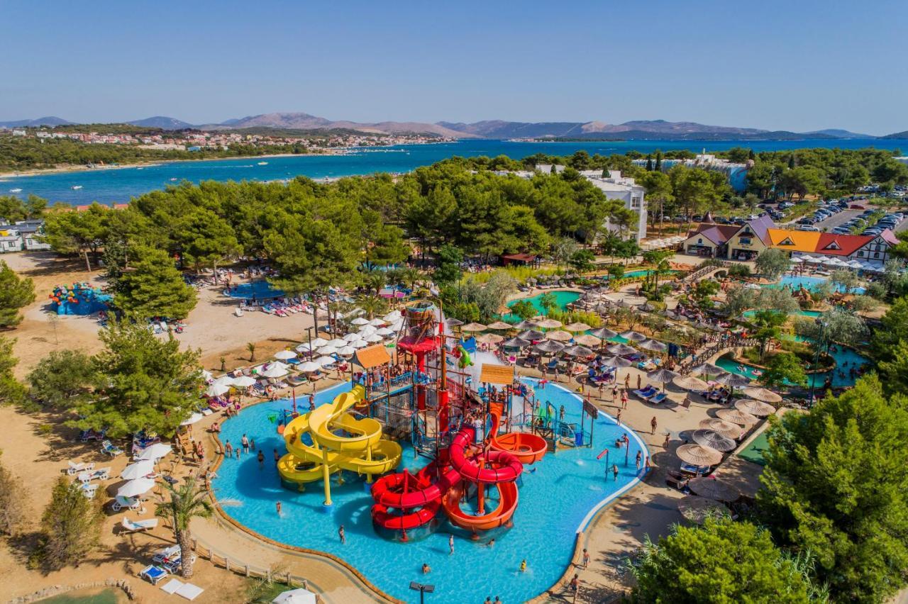 Mediteran Travel Mobile Homes Solaris Brodarica  Exterior foto
